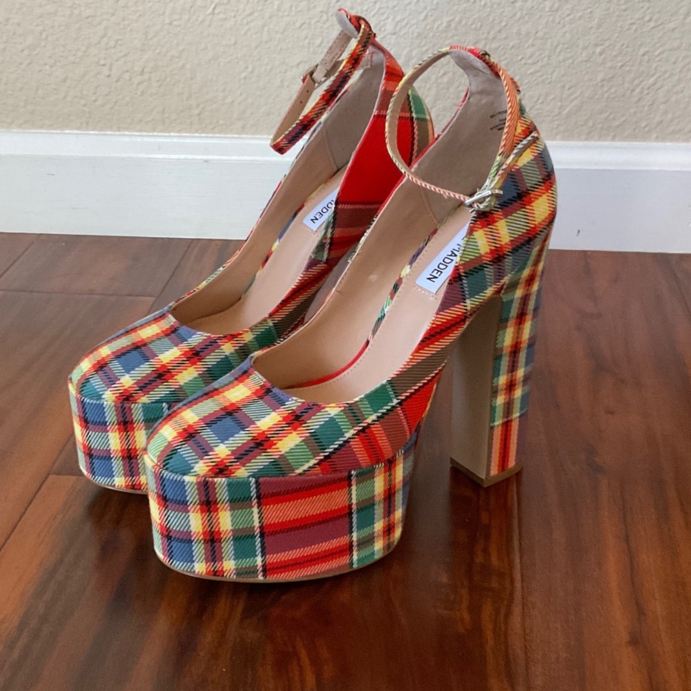 Steve Madden Multicolor Plaid Platform Heels